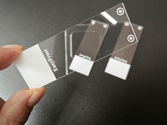 良い値段 顕微鏡スライド用超白色アルミノケイ酸フロートガラス基板 1.0mm-1.2mm 厚さ DOL ≥500Mpa オンライン